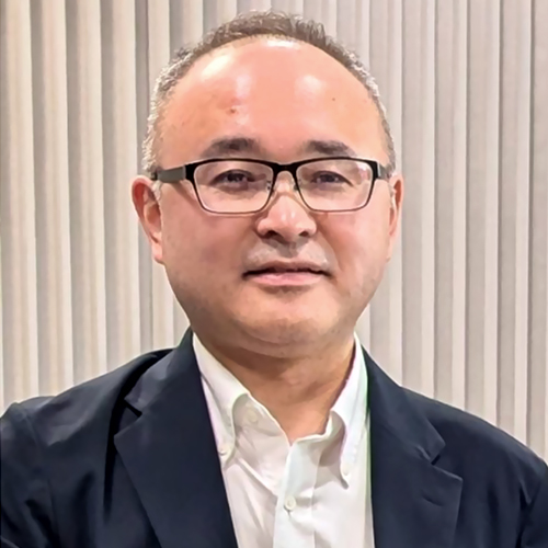 販売促進部長:石山達也