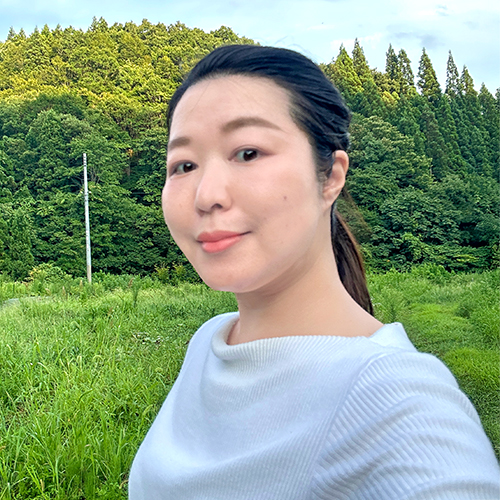 広報担当:佐藤友美