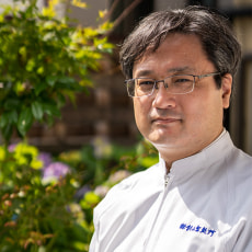代表:鈴木浩一