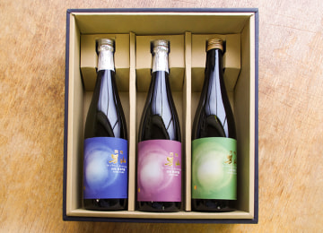 化粧箱イメージ(720ml 3本)