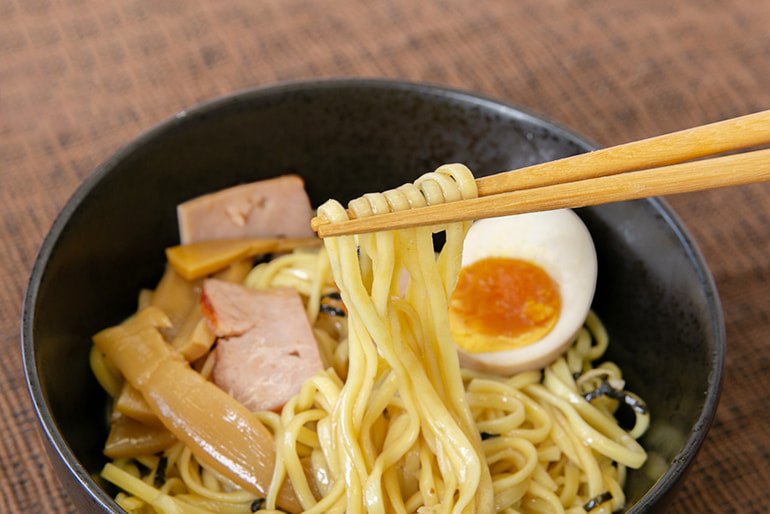 やっぱり旨い油そば – みうら食品