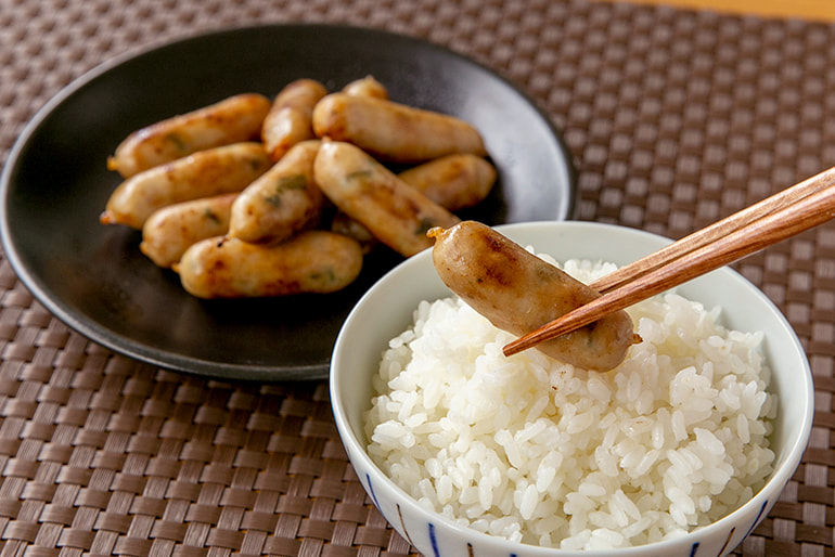 まるごとぎょうざ – 肉の小林