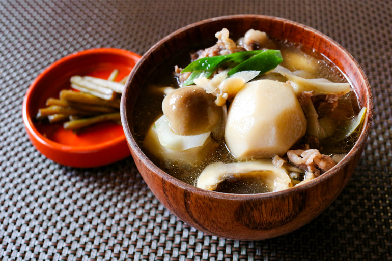 ダシ入り醤油「味マルジュウ」 – 丸十大屋