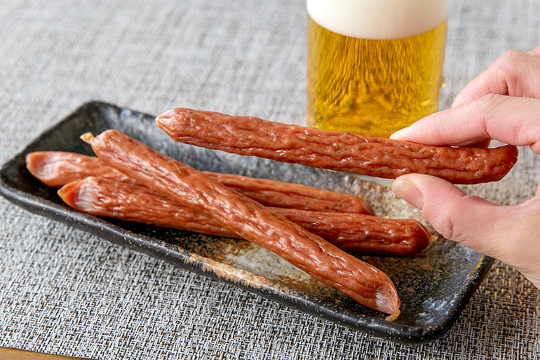 米沢牛入りさらみ・武将カルパスセット – 米沢食肉公社