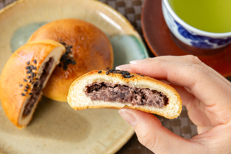 くるみゆべしとあんぱん饅頭の詰め合わせ – えびな菓子舗