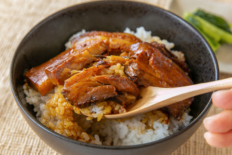 頑固煮シリーズ – 肉の中村