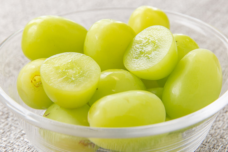 山形県産シャインマスカット – アルコアーナ農園