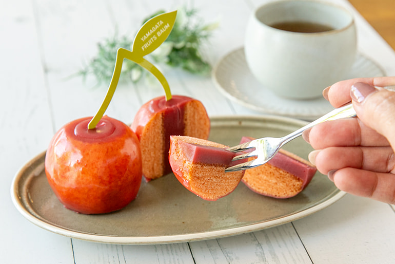 バウムクーヘン「YAMAGATA FRUITS BAUM さくらんぼ」 – 牧野洋酒店