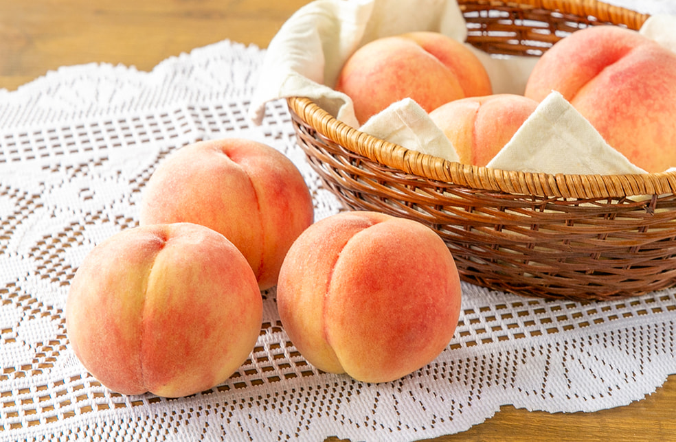 山形県産 桃(贈答用・家庭用)