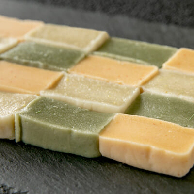 熟練職人が手作りする「麩」