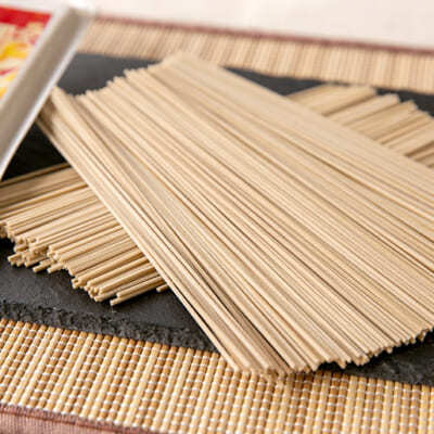 名店のお蕎麦をセットにしてお届け