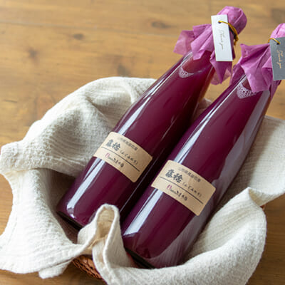 瓶入りのぶどうジュースは贈り物にもぴったり