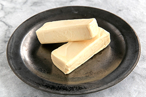 1. 蔵王チーズ粕漬（白）