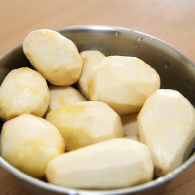 真室川町の豊かな自然に育まれた、味わい濃厚な里芋