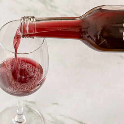 甘みと酸味のバランスが取れた軽い飲み口のワイン