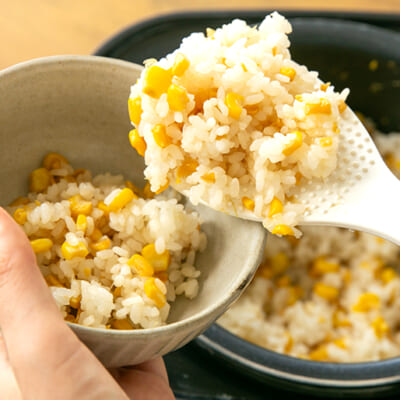 つぶつぶ感を活かした、トウモロコシご飯