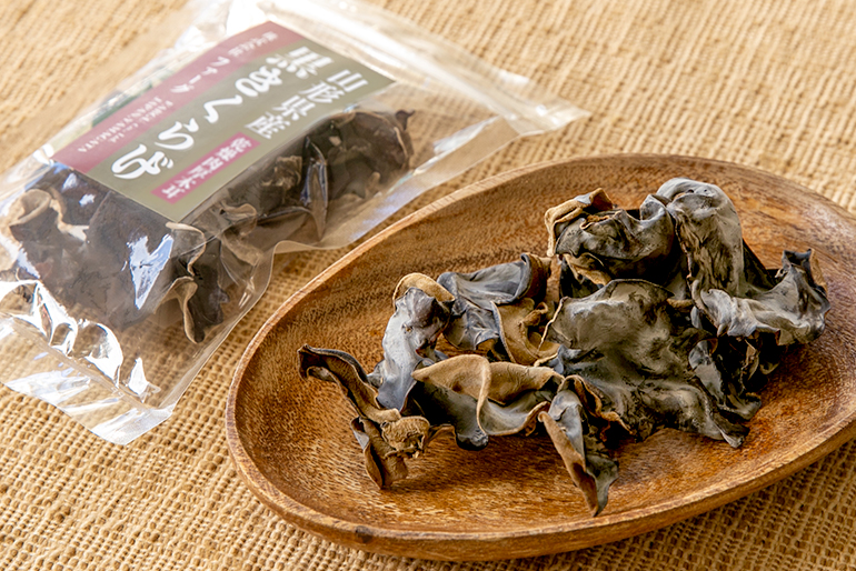 じっくりと時間をかけて、乾燥させてお届けします