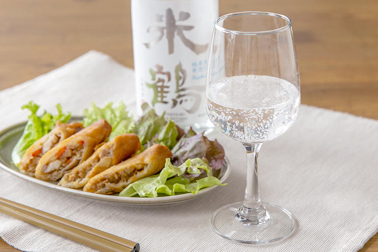春巻きやカキフライなど、揚げ物とも相性抜群!