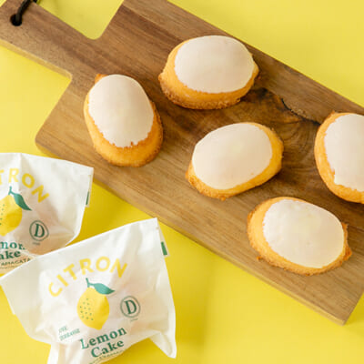 まるでレモンを食べているような「レモンケーキ」
