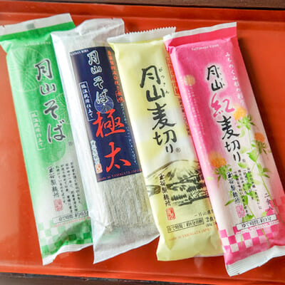 喉越しなめらか！老舗のそば・麦切りセット