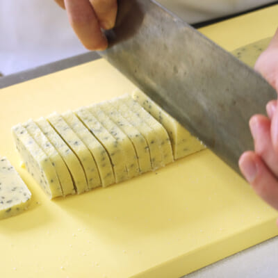 生地の厚さは約1cm