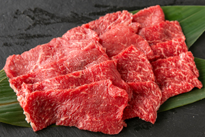 4. もも（焼肉用）