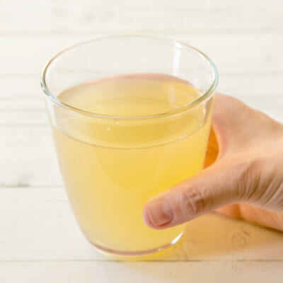 完熟りんごをまるごと味わう「果汁100%ジュース」