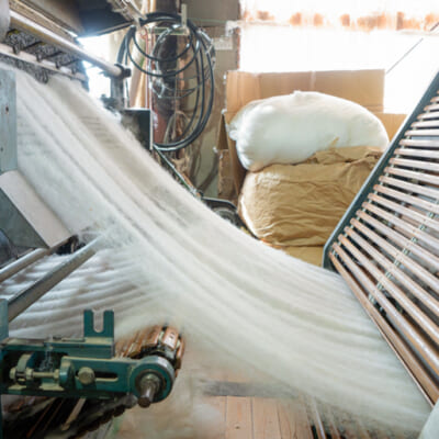 お手入れ簡単！調湿や抗菌に優れた中綿を使用