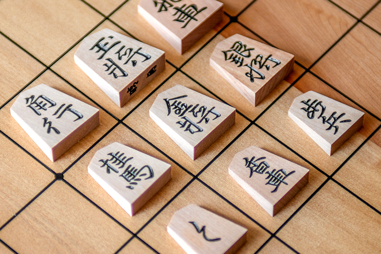 1.&ensp;錦旗（きんき）