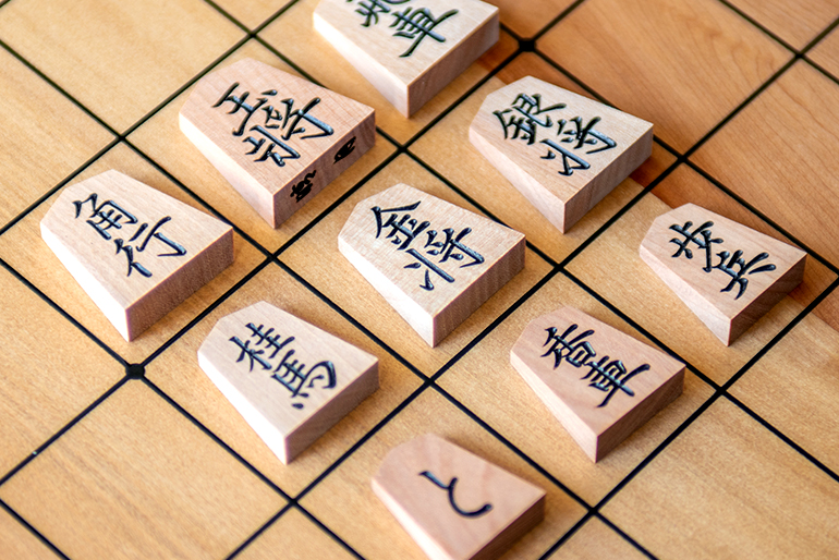 2.&ensp;菱湖（りょうこ）