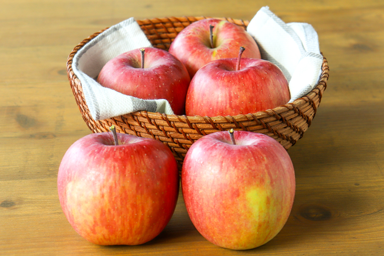 色付きが良く濃厚な甘さのりんごは、ギフトにもおすすめ！