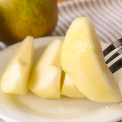 なめらかな舌触りとジューシーな果汁が溢れます