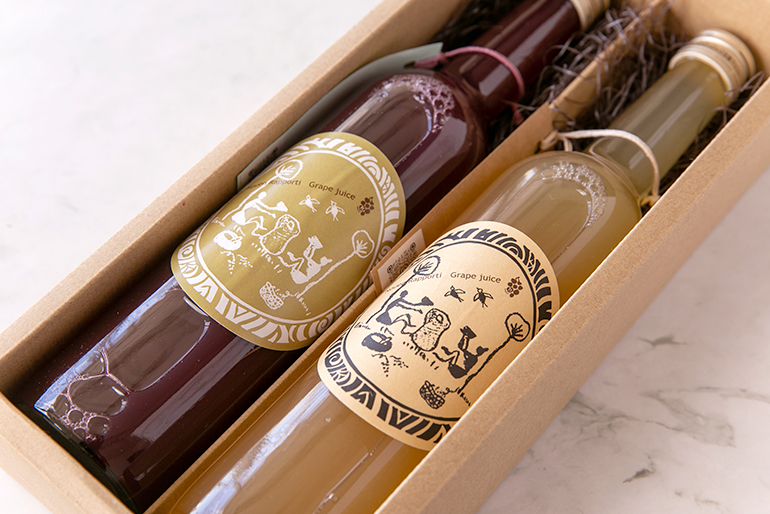 上質なクラフト箱に入れてお届け