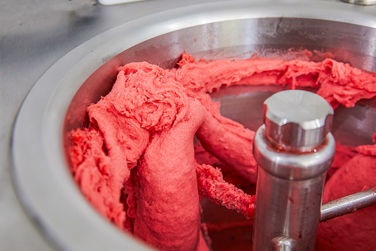 着色料・香料に頼らずに作っています