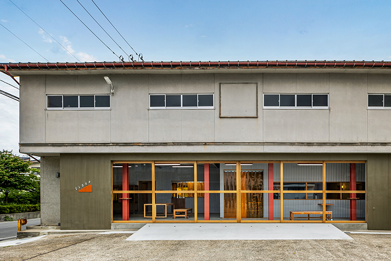 歴史ある建物から届ける、心に寄り添うスープ