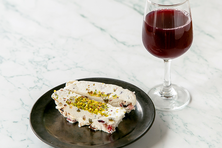 ワインや日本酒と合わせて、贅沢な夜のご褒美時間