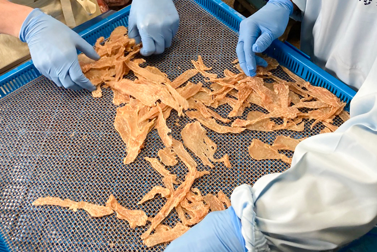 乾燥で旨みを凝縮！素材そのまま「贅沢おやつ」