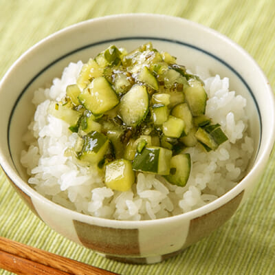山形の郷土料理「だし」をかけて味わう